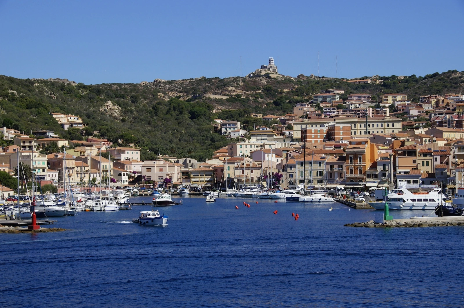 Cala Gavetta — il porto di La Maddalena